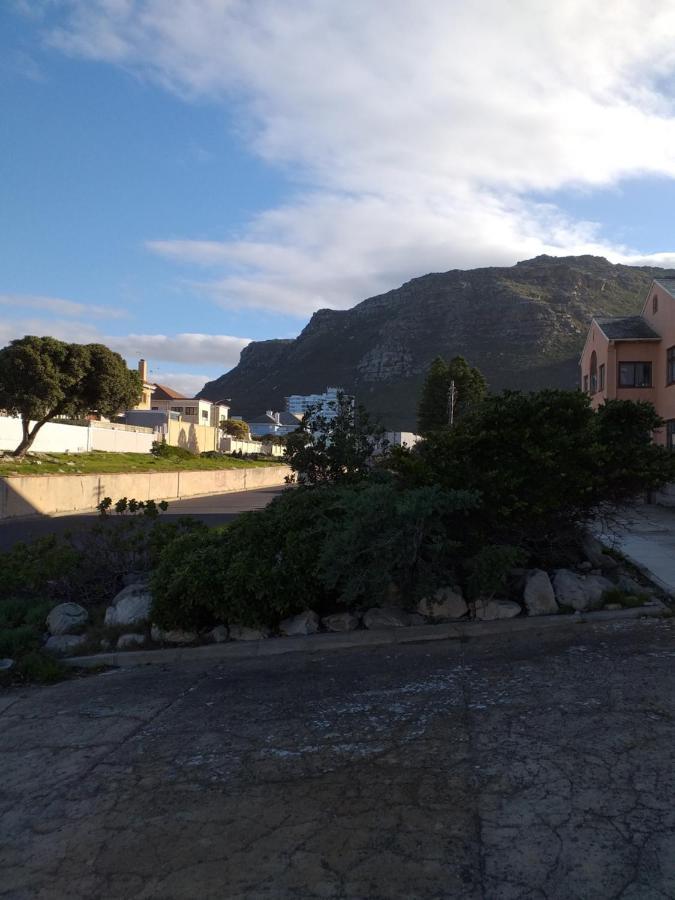 Royal@Sea2 Hotel Muizenberg Buitenkant foto